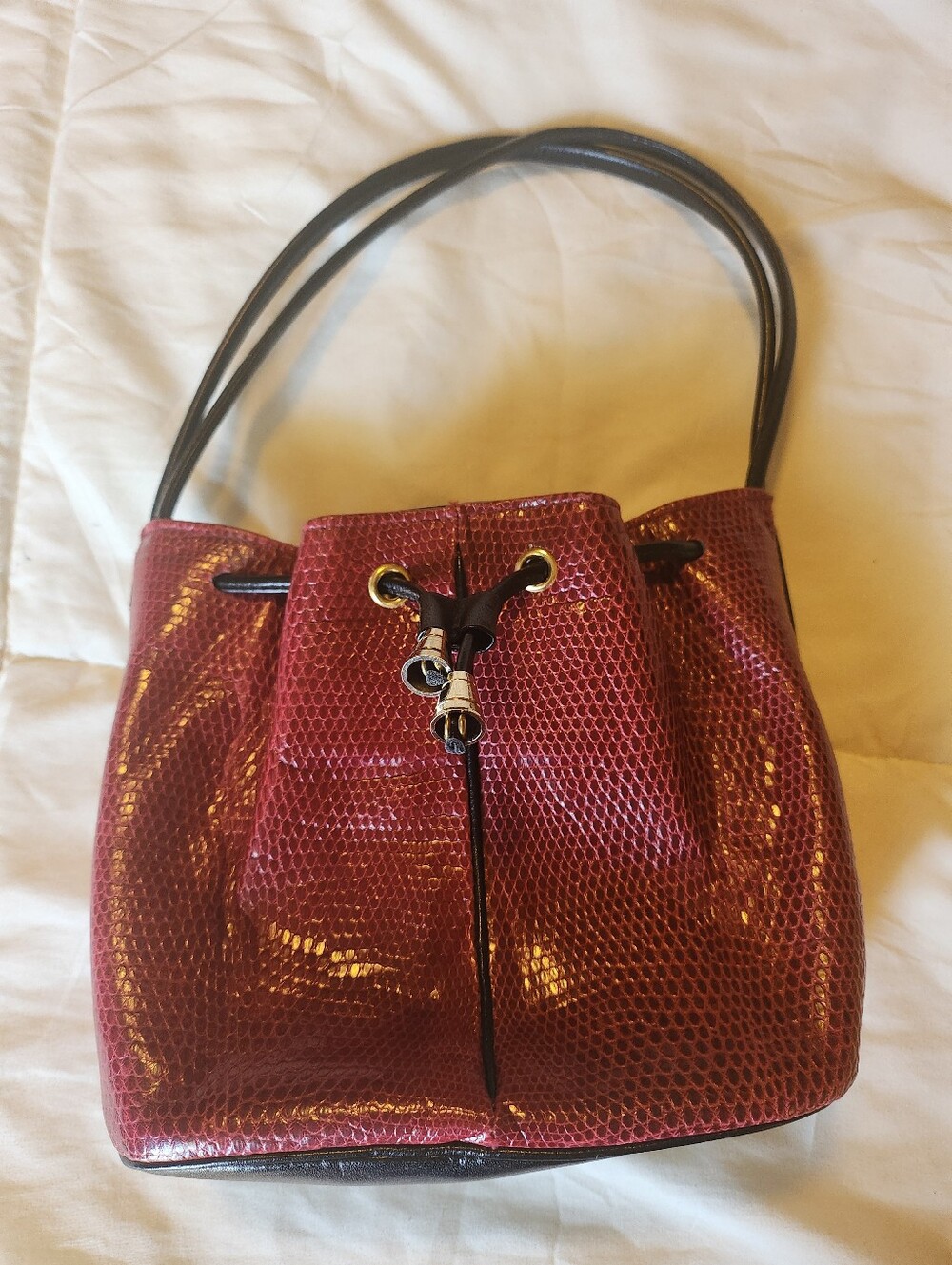 Small Bucket Drawstring Shoulder Bag